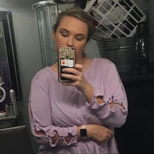 Light lavender cut out sleeve top